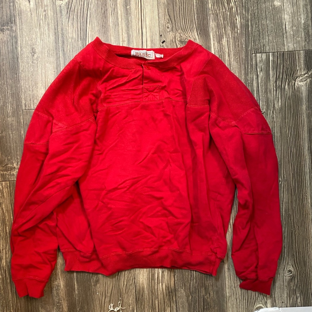 Cute Red Vintage Pullover